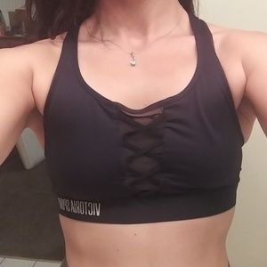 💥SOLD💥 Victoria's Secret Sports Bra